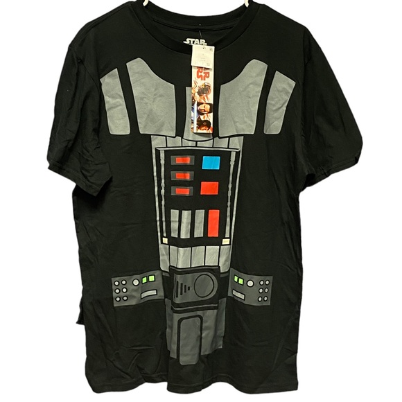 Star Wars Other - NWT Star Wars Dart Vader Disney Black short sleeve tee with removable cape
